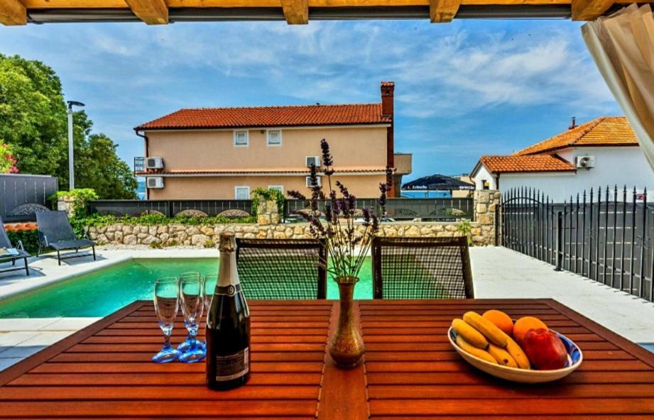 Vintage Residence Dramalj, Pool Self-Use Екстер'єр фото